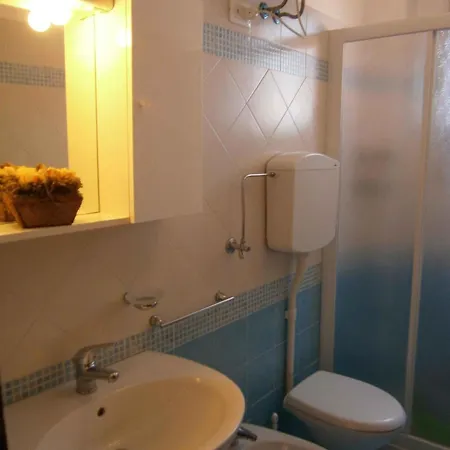 Apartament In 24409 *